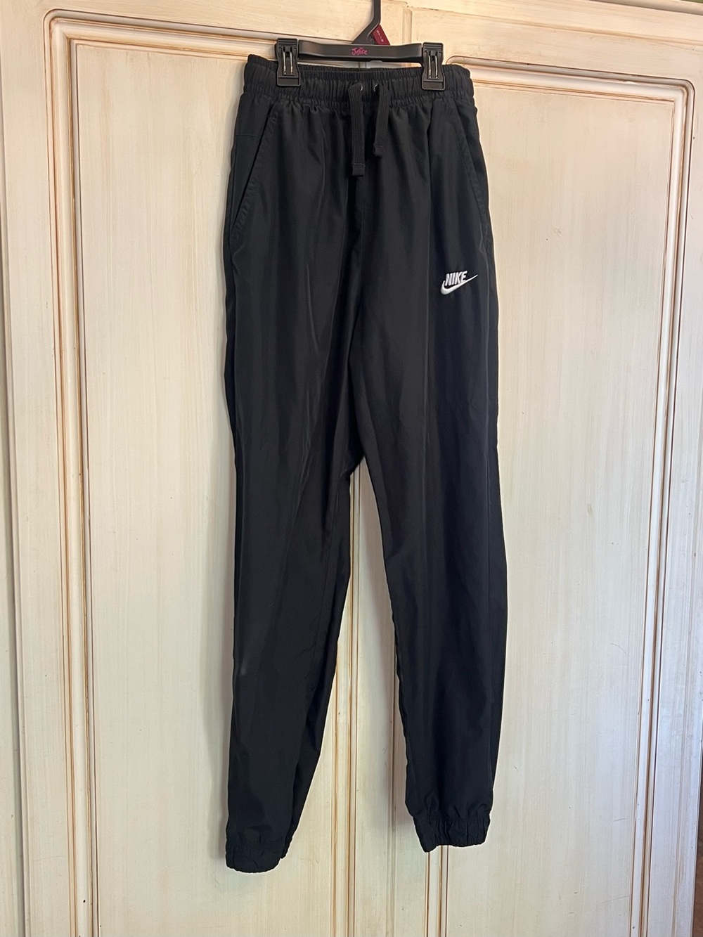 Nike Boys Joggers Black Track Pants Windbreaker Joggers Activewear XL 18-20